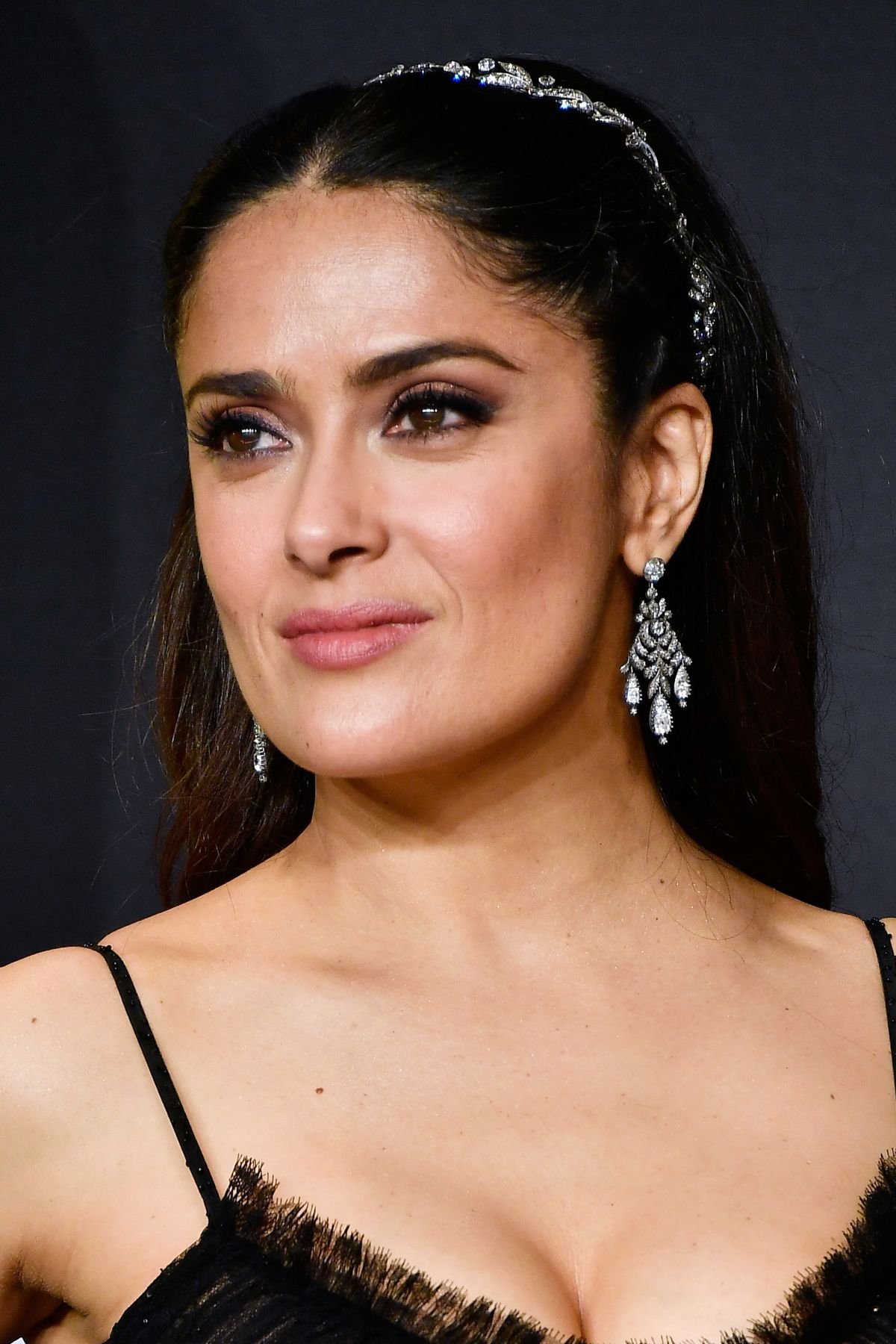HOLLYWOOD, CA - FEBRUARY 26: Actor Salma Hayek poses in the press room during the 89th Annual Academy Awards at Hollywood & Highland Center on February 26, 2017 in Hollywood, California. Frazer Harrison/Getty Images/AFP