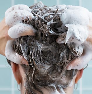 Így számolhatod ki, milyen gyakran érdemes hajat mosni